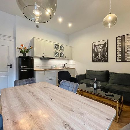Chili Apartment ทอรูน ภายนอก รูปภาพ