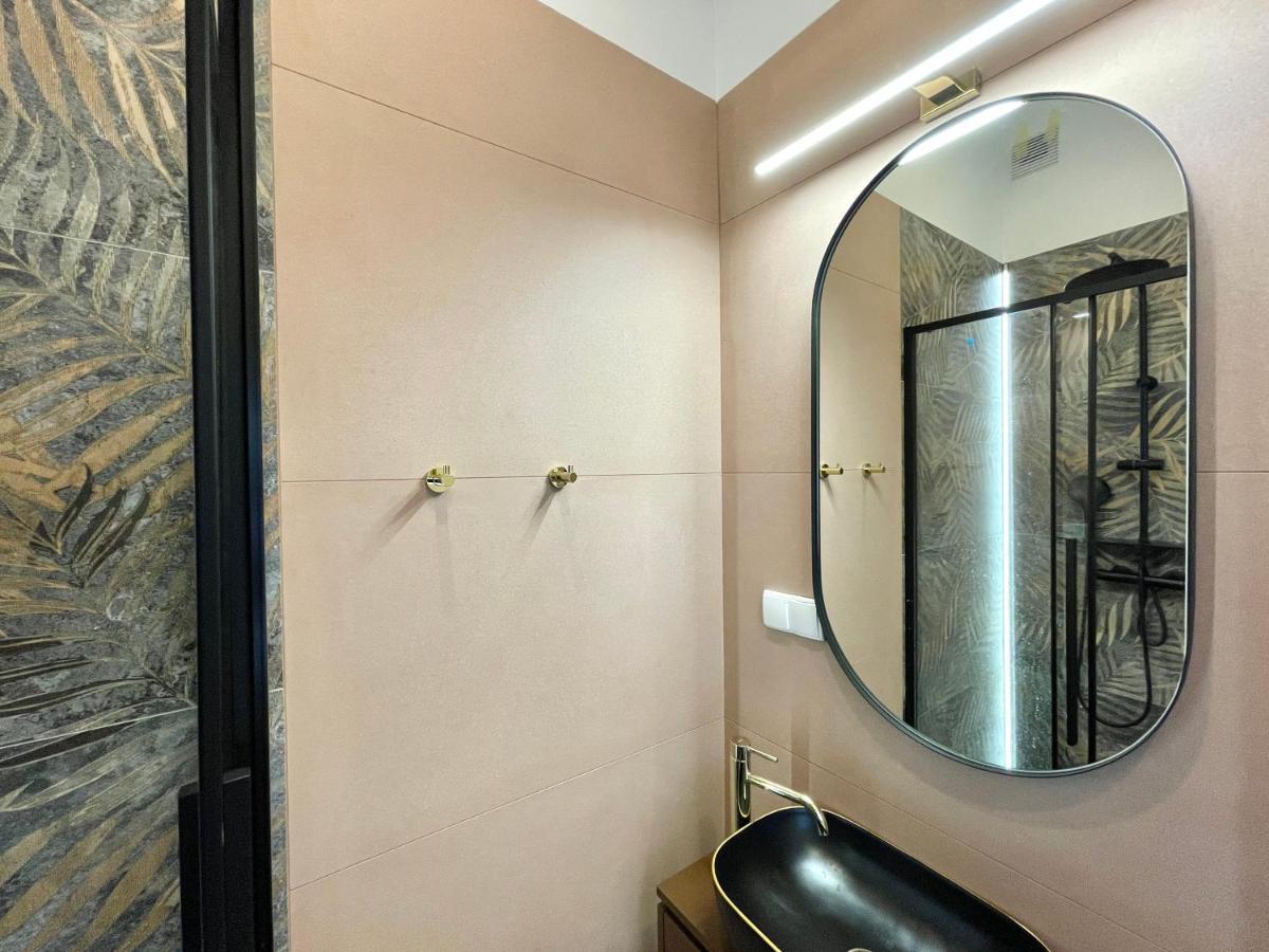 Chili Apartment ทอรูน ภายนอก รูปภาพ